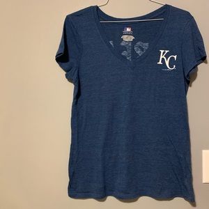 Women’s MLB KC Royals Vneck Tee EUC